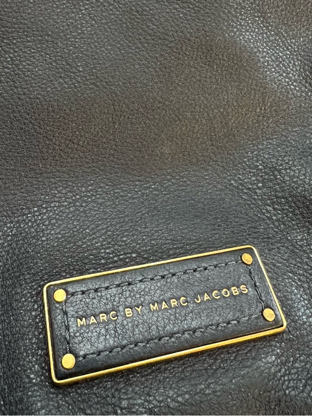 Marc by Marc Jacobs Too Hot to Handle Black Leather Hobo Shoulder Bag - Picture 4 of 6